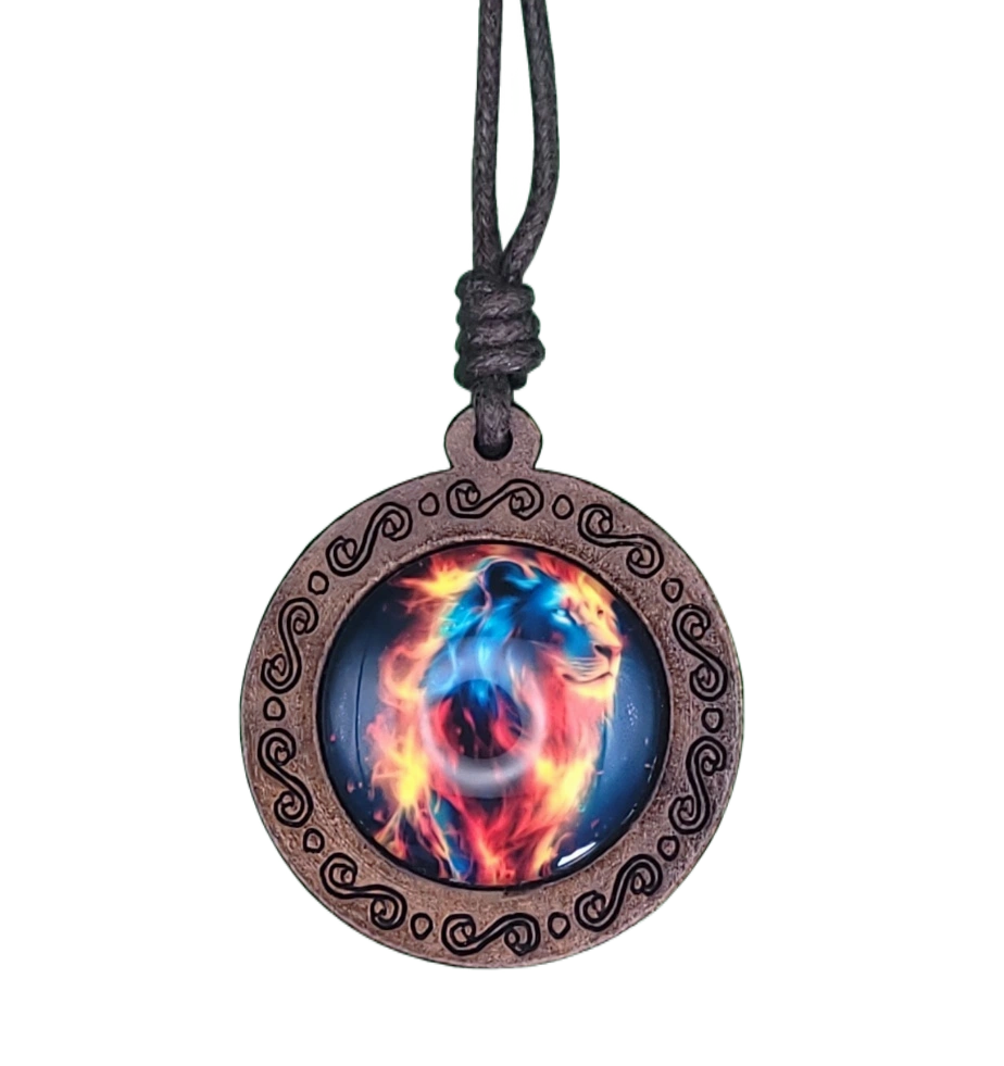 Collier Pendentif Lion feu et bleu